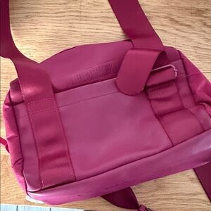 Gymshark berry purse